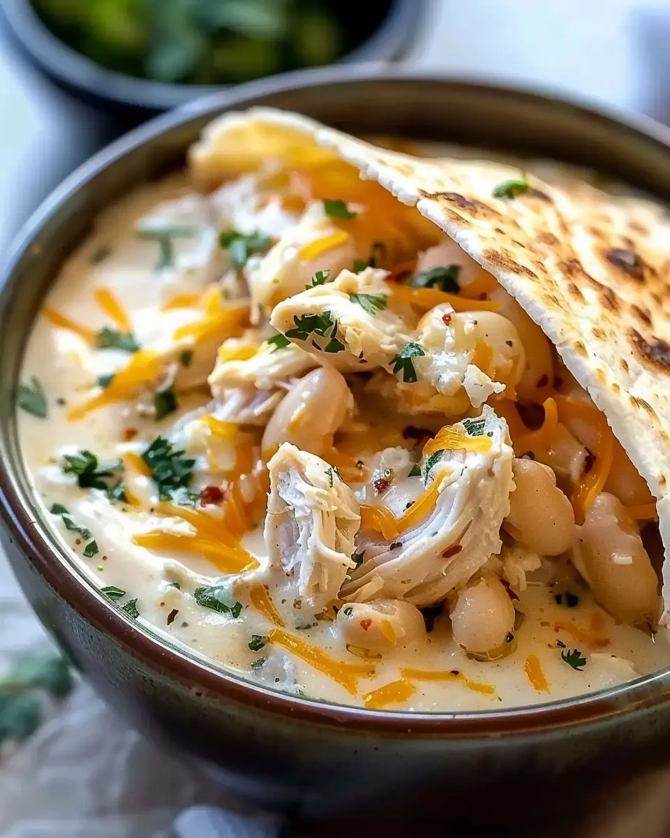 White Chicken Chili Recipe: A Heartwarming Twist with Turkey Bacon